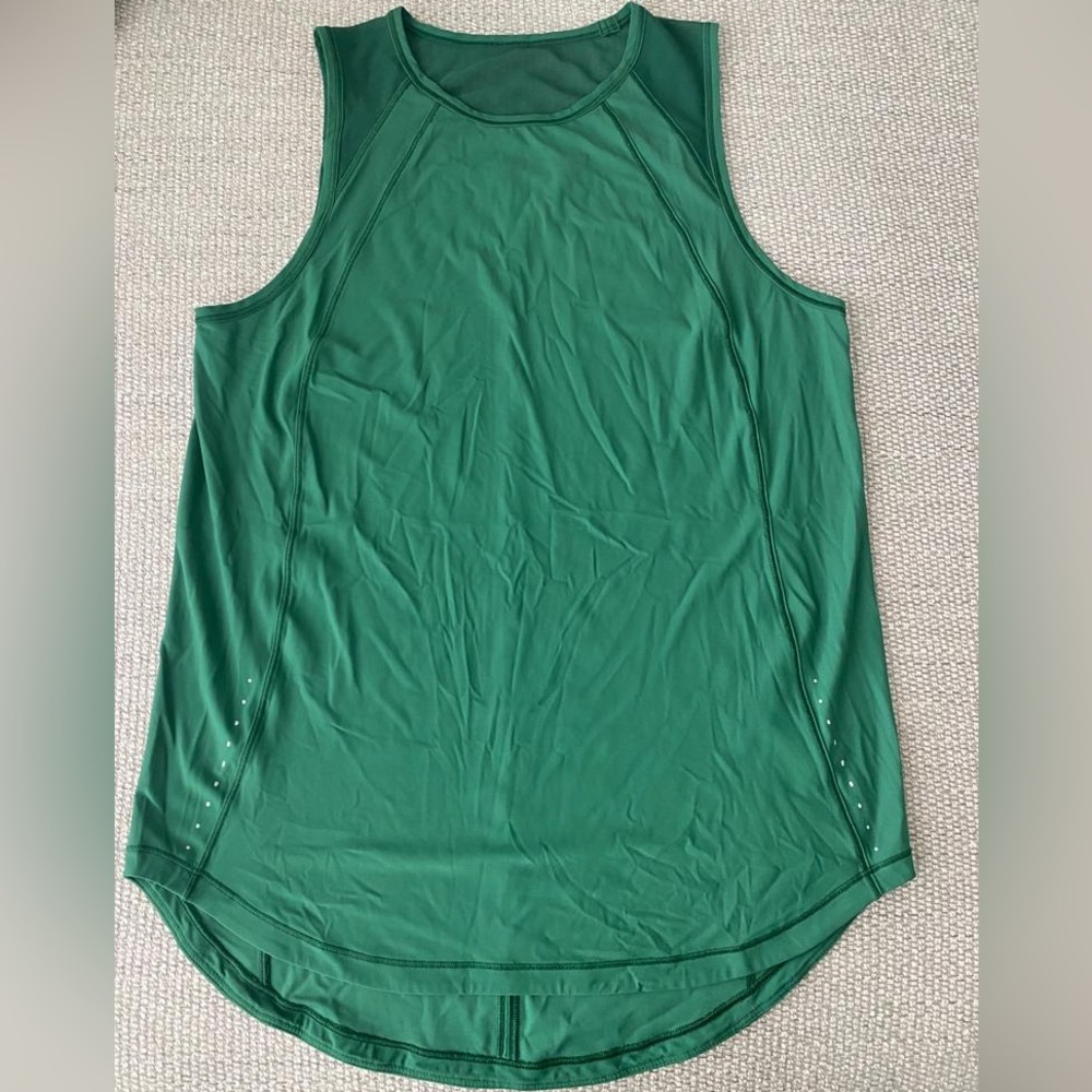 Lululemon tank top